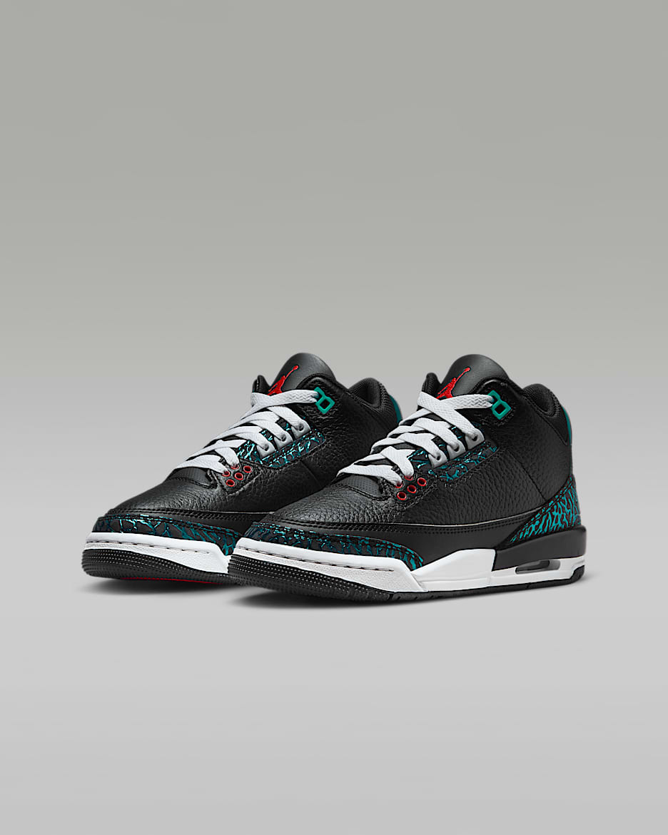 Air Jordan 3 Retro Big Kids Shoes. Nike